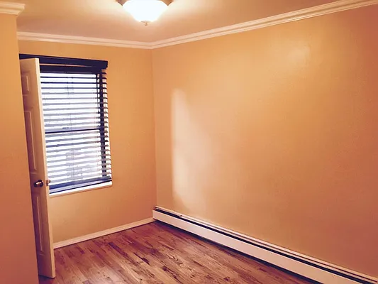 Rented by Access New York Group | media 24