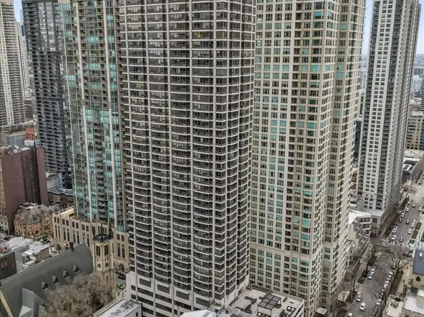 30 E Huron St APT 1207, Chicago, IL 60611