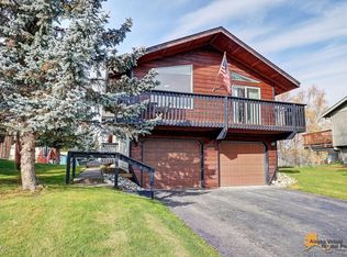 12500 Crested Butte Dr, Eagle River, AK 99577