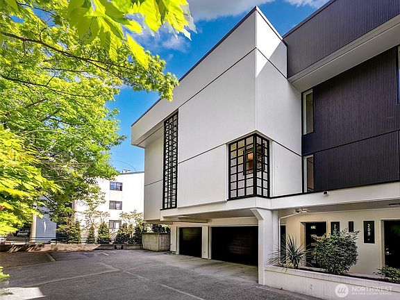 2nd image of 2400 Aurora Avenue N #210