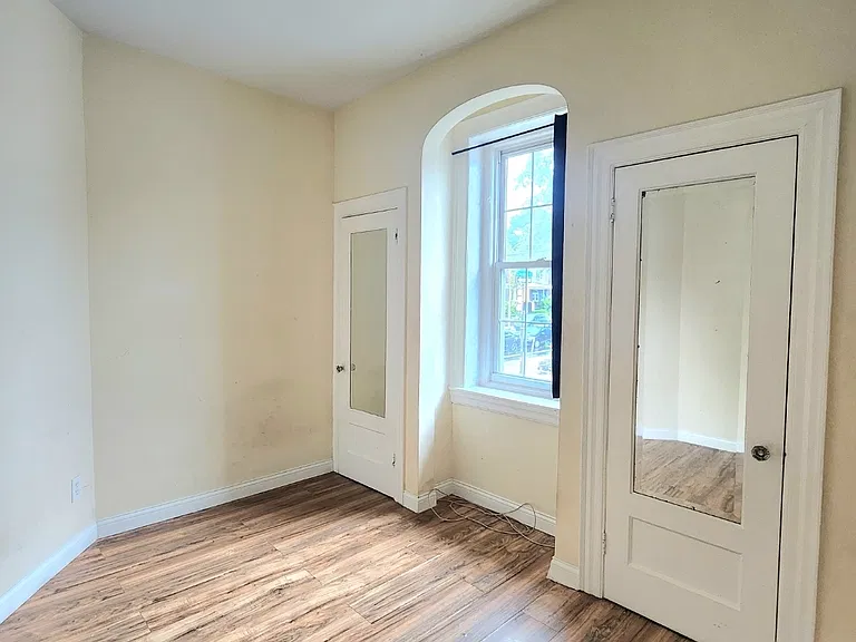 4951 Chestnut St #2 — Photo 10