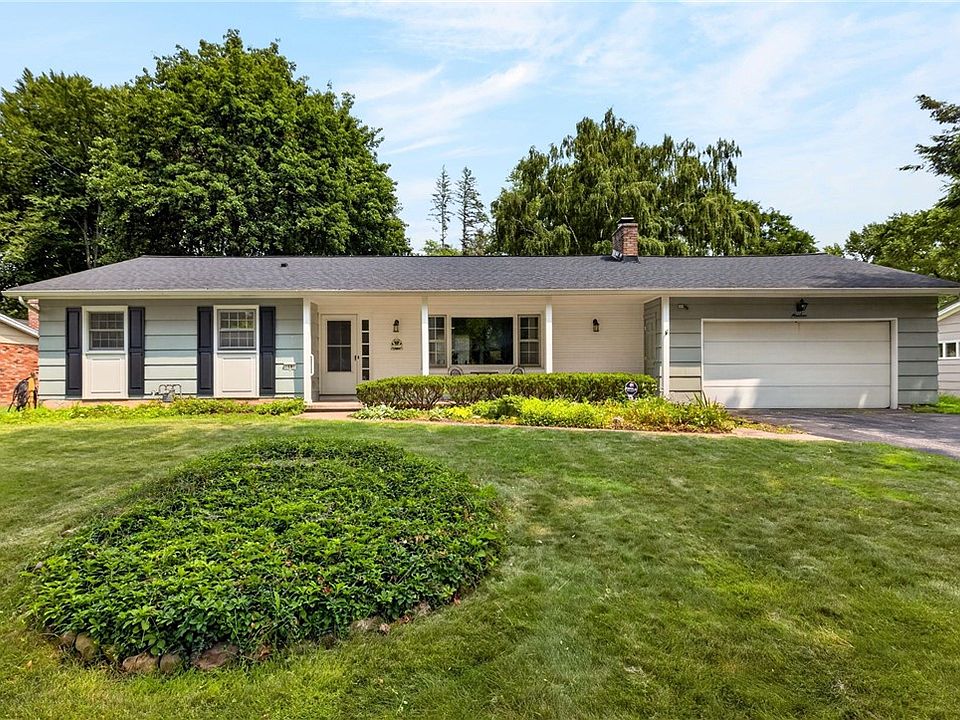 1st image of 19 Larchwood Dr