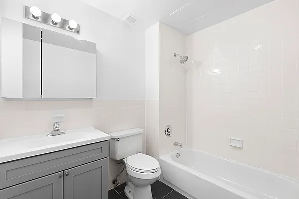 Rented by Compass | media 7