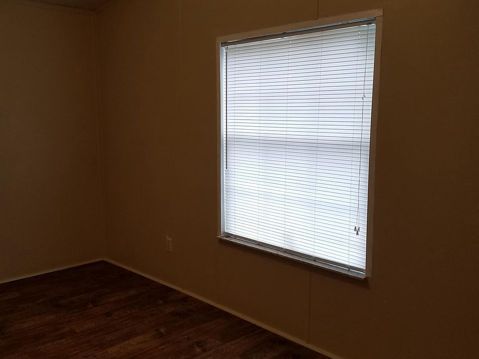1st bedroom