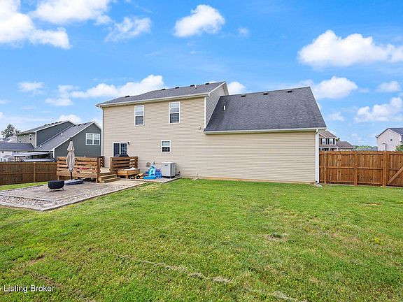 5th image of 213 Butterfield Dr