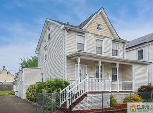 311 Oak St, Perth Amboy, NJ 08861