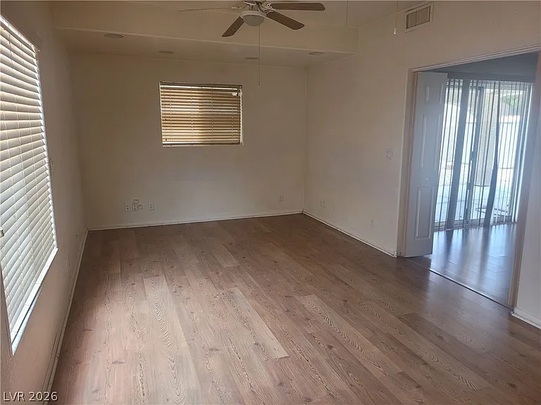 4013 Forest Knoll Ln — Photo 17