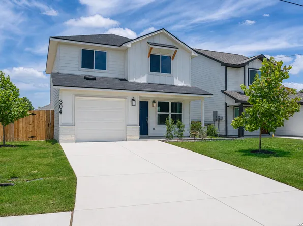 304 W Martindale, Seguin, TX 78155
