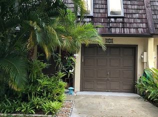 1015 Raintree Dr, Palm Beach Gardens, FL 33410