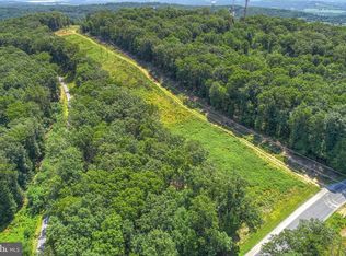 1400 Tower Rd #8, York, PA 17406