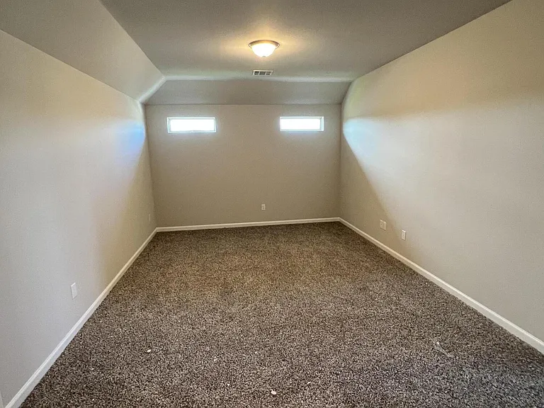 213 Garden Oaks Ave — Photo 23