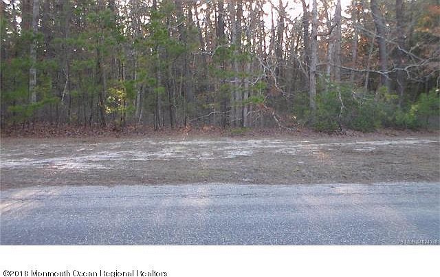 1st image of 114 Lakeview Dr