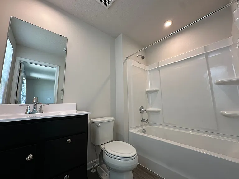 3616 Clyde St — Photo 5