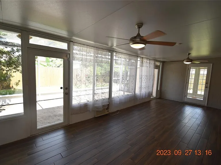 604 Southwood Cv — Photo 27