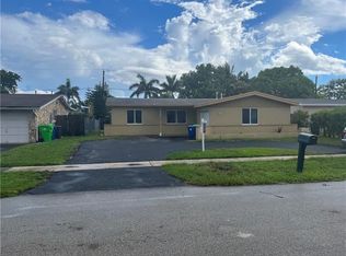 9080 NW 26th Pl, Fort Lauderdale, FL 33322
