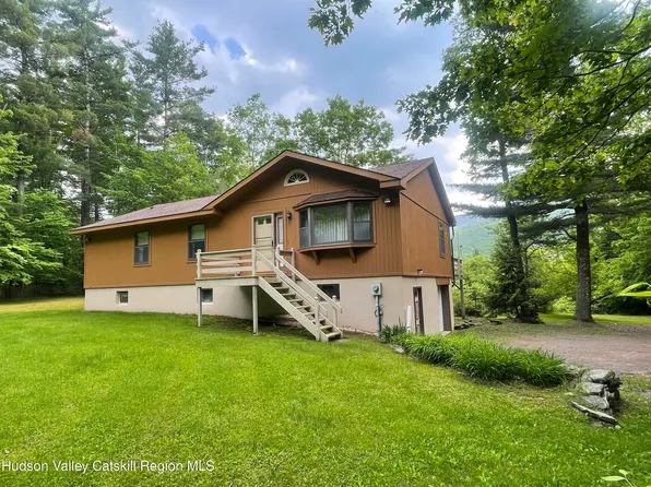 47 Nannie Lane, Hunter, NY 12442