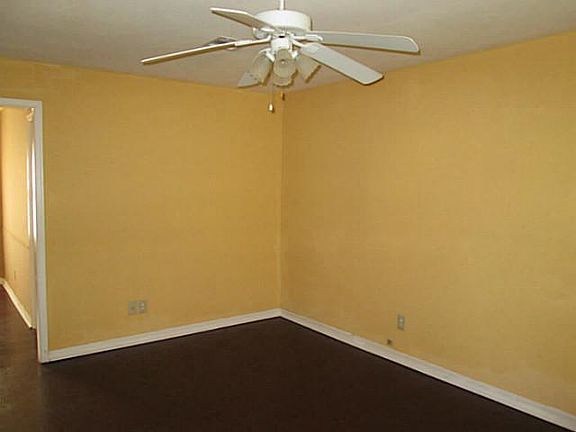 2nd image of 9311 Essex Ave