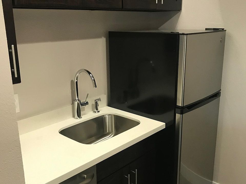 1st image of 1201 S Cloverdale St #12