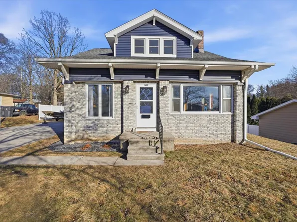 307 Jasper LANE, Waukesha, WI 53188