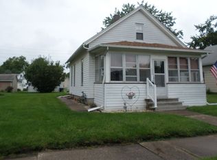 1524 32nd St, Rock Island, IL
