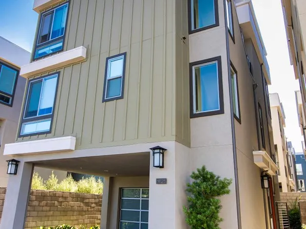 1625 Hampton Dr, Costa Mesa, CA 92627