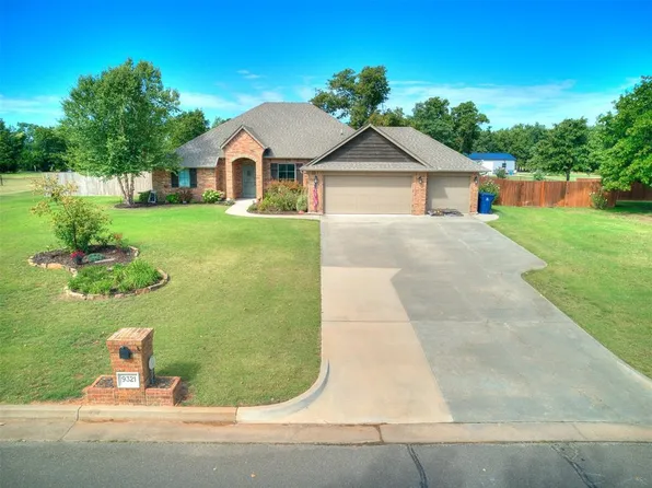 9321 Conners Way, McLoud, OK 74851