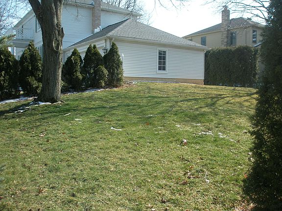 2nd image of 3802 Crossbeam Ln