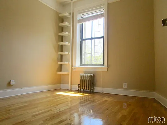 Rented by Miron Properties | media 34