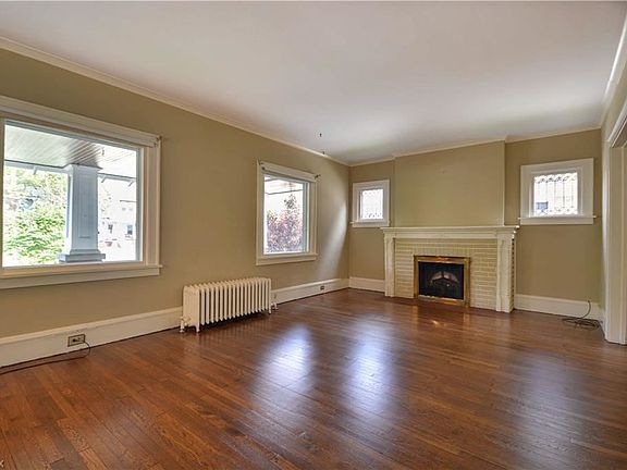 3rd image of 1462 Northland Ave