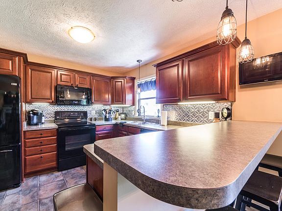 5th image of 11805 Gold Fields Dr