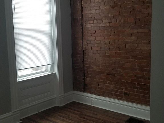 2nd image of 3404 Osage St #1F