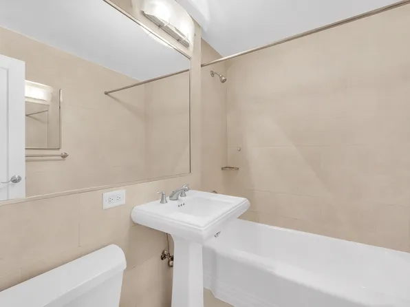 41 Park Avenue image 8 of 8