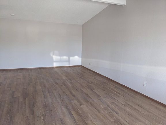 4th image of 2621 Red Sails Dr #A