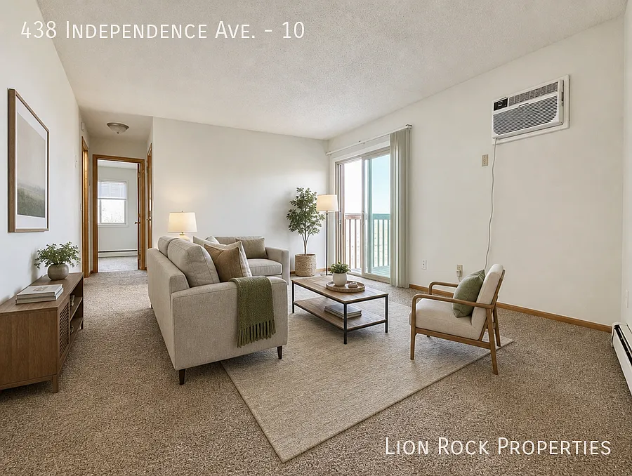 438 Independence Ave N #10