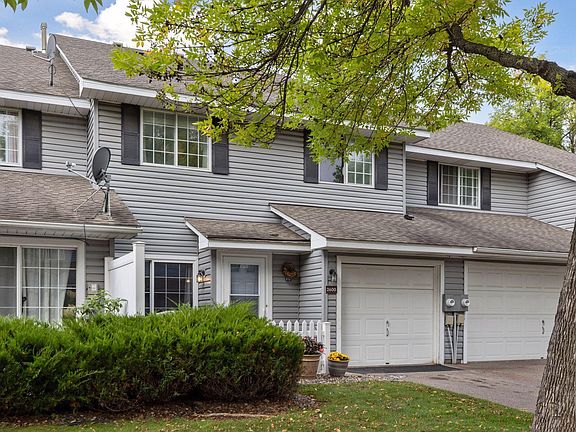 3rd image of 2600 Lockwood Dr