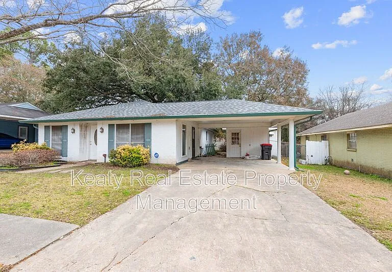 137 Amber St — Photo 26