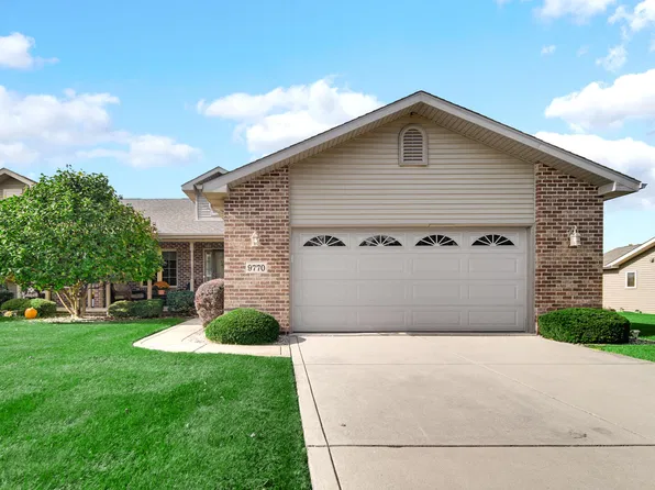 9770 Hart St, Saint John, IN 46373