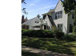 1520 W Shiawassee St, Lansing, MI 48915