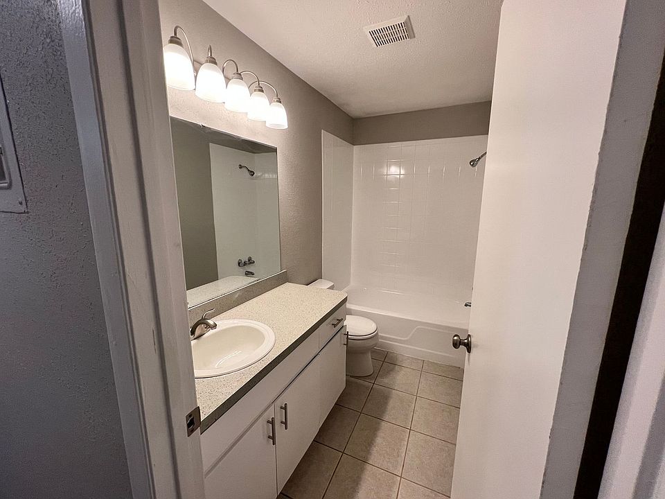 Uptown Townhomes Apartment Rentals Lutz, FL Zillow