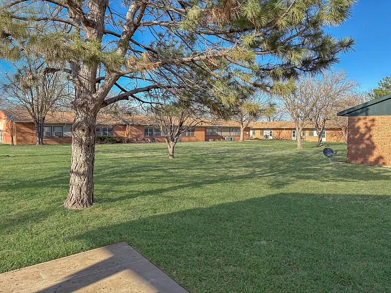 Pam Apartments — Photo 11