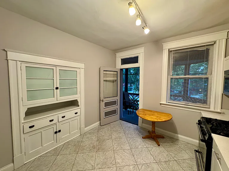6114 Waterman Blvd #2F — Photo 3