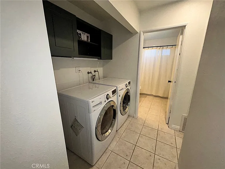 359 Windy Ln — Photo 18