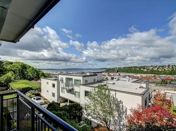 1965 12th Ave W APT 302, Seattle, WA 98119