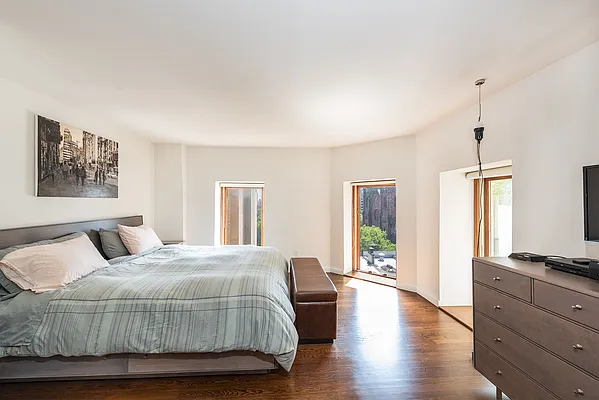 Rented by Cantor and Pecorella | media 11