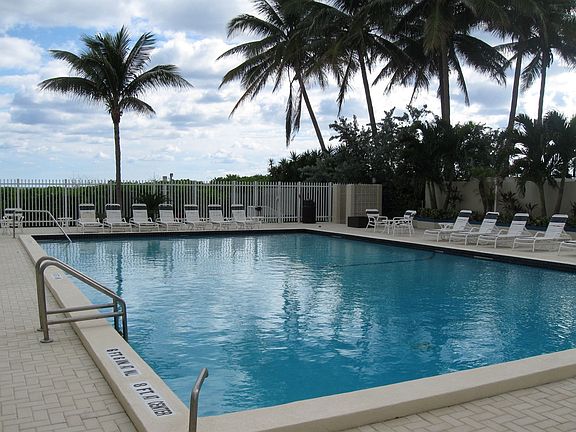 2nd image of 5775 Collins Ave APT 506