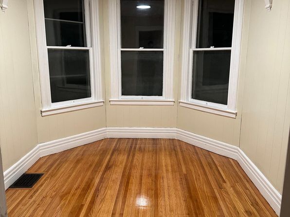 64 Clinton St APT 2A