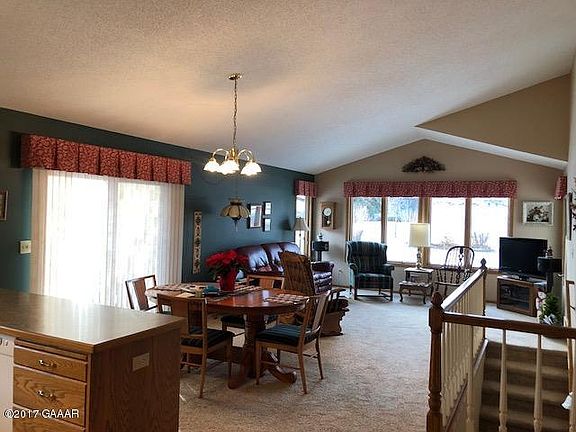 4th image of 298 Northbrook Cir