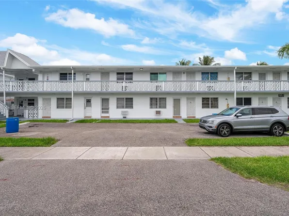 50 NW 204th St APT H7, Miami, FL 33169