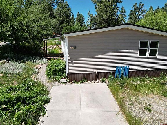 3rd image of 317 Woodcrest Drive