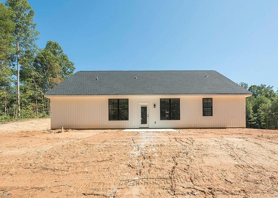 2nd image of 175 Kanah Dr